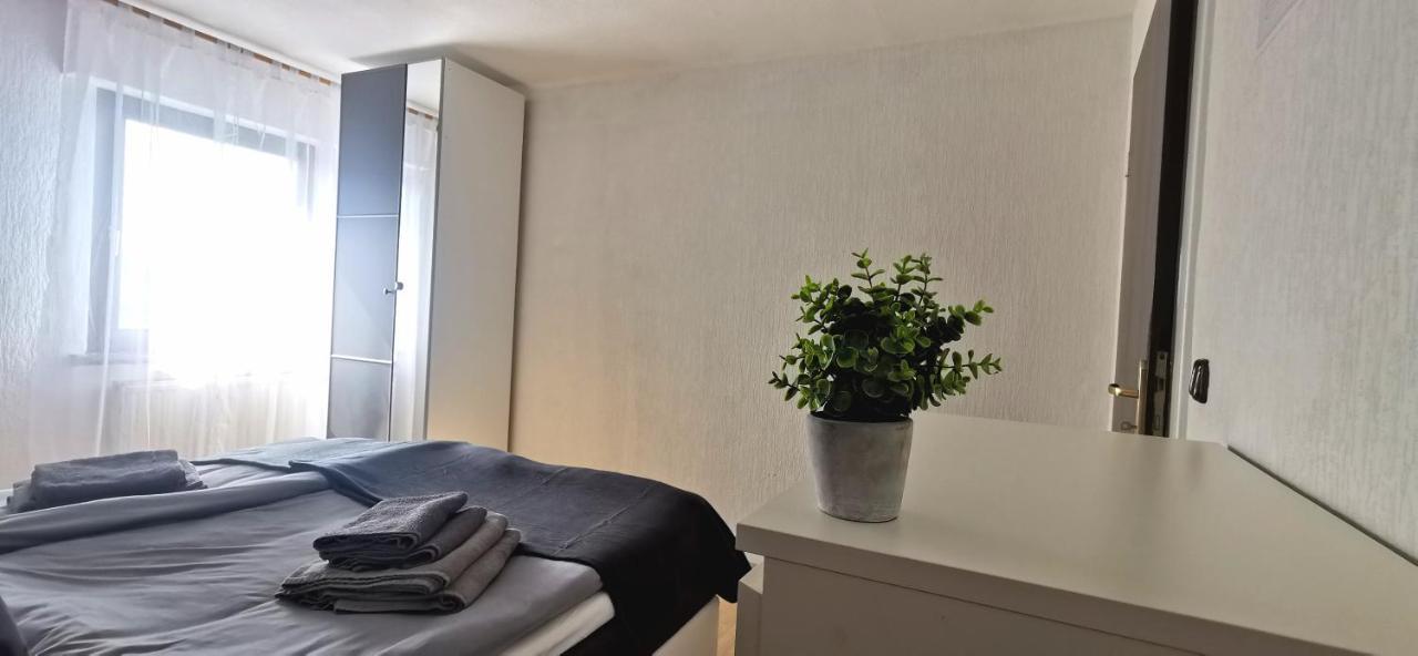 Auszeit Rhein-Mosel Apartman Waldesch Kültér fotó